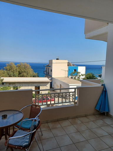 Property grounds 2, Captivating 1-bed Apartment in Crete, Greece, Crete