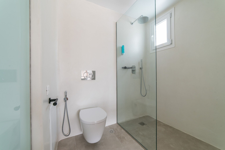 Bathroom 5, Vienoula's Garden, South Aegean