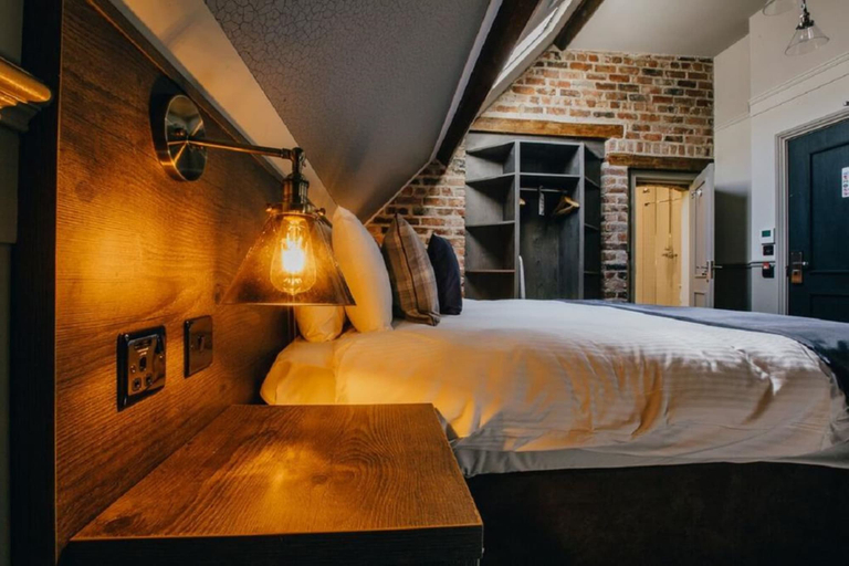 Bedroom 3, Duke Of Edinburgh Hotel, Cumbria