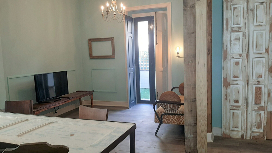 Interior 2, Beautiful Classic Designed 3-bed Villa in Lisboa, Lisbon