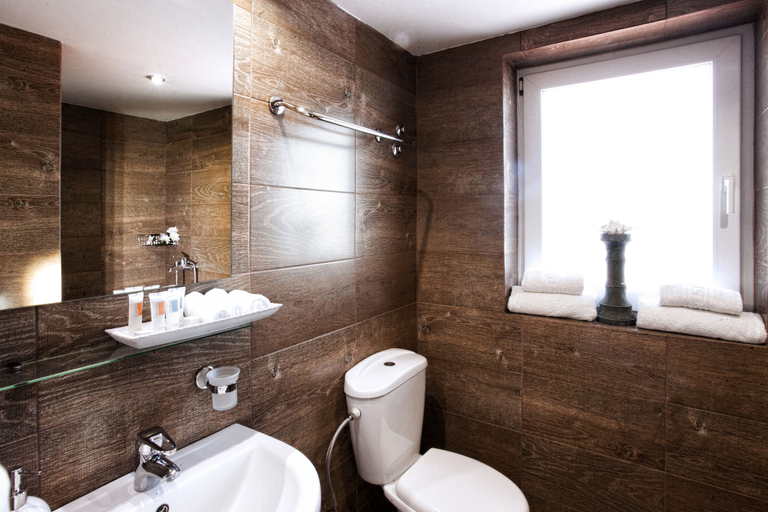 Bathroom 5, Poseidon Villas, Thessaly