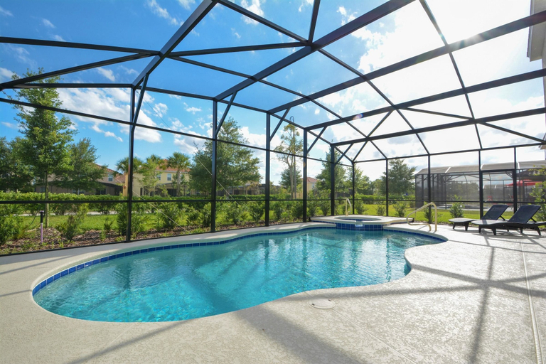 Sport & Beauty 1, Serene Bliss House 6 Bedroom, Polk
