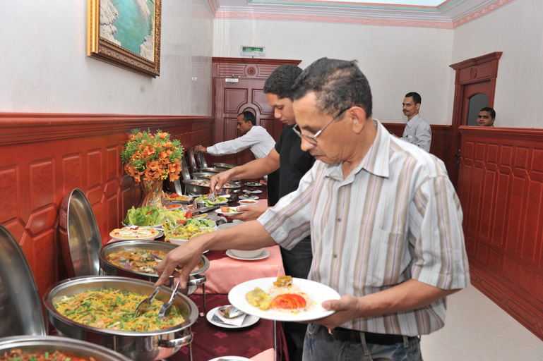 Food & Drinks 4, Manam Sohar Hotel Apartments, Sohar