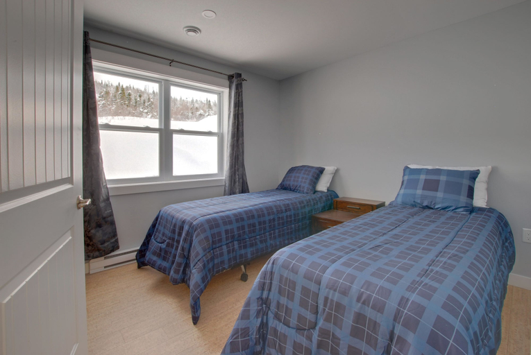 Bedroom 2, Appalachian Chalets & RV, Division No. 5