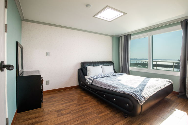Bedroom 3, Jeju Tovice Condo Ocean, Jeju