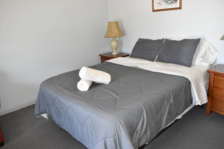 Bedroom 4, Oceans 735, Broward
