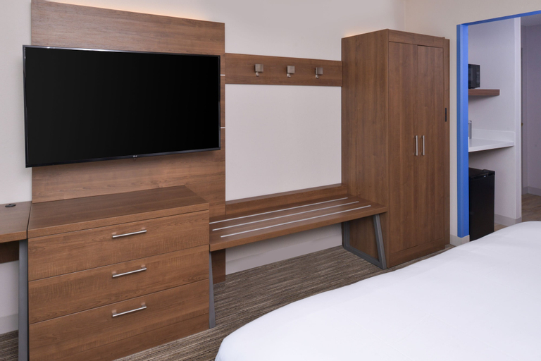 Bedroom 19