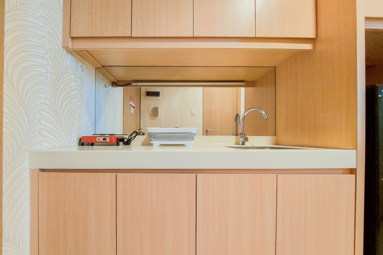 Private kitchen 5, Nice And Modern Studio At Tree Park City Cikokol Apartment, Tangerang
