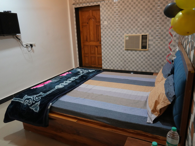 Bedroom 5, Hotel Nakshtra, Shrungartali, Ratnagiri