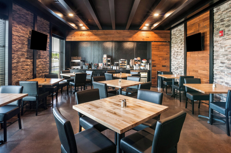 Food & Drinks 5, Cobblestone Hotel & Suites - Appleton International Airport, Winnebago