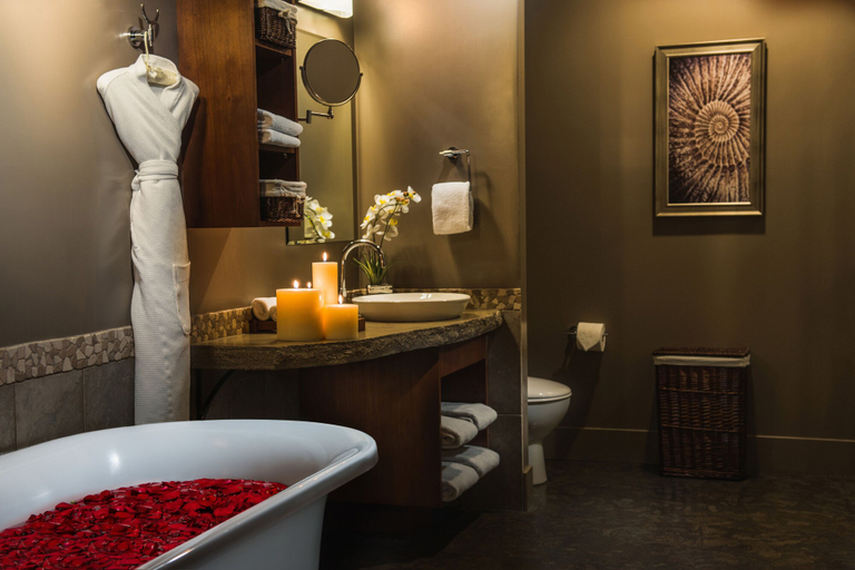 Bathroom 4, Bellstar Suites at Solara Resort, Division No. 15