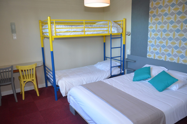 Bedroom 3, Hôtel des Sables, Rhône