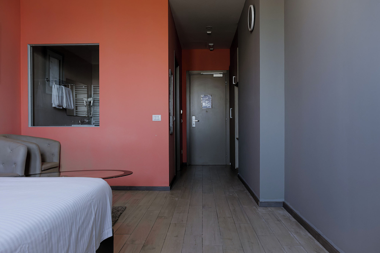 Bedroom 4, Queen Hotel, Milano