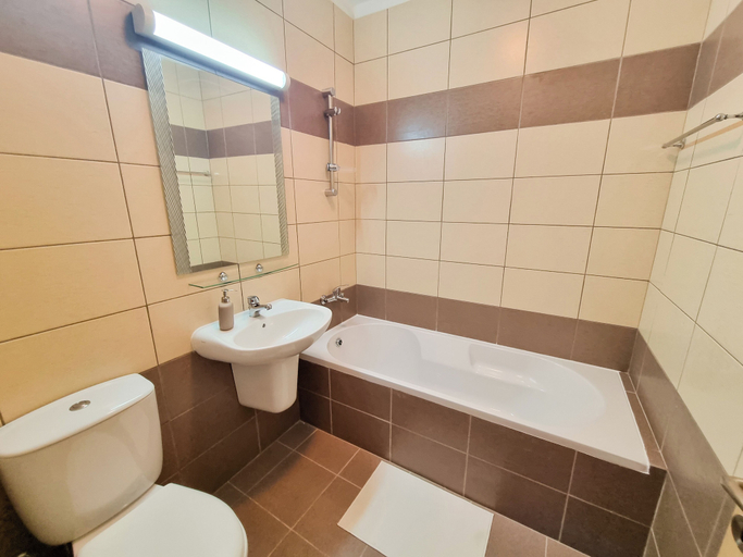 Bathroom, Heaven in Arem's MPV, Larnaca