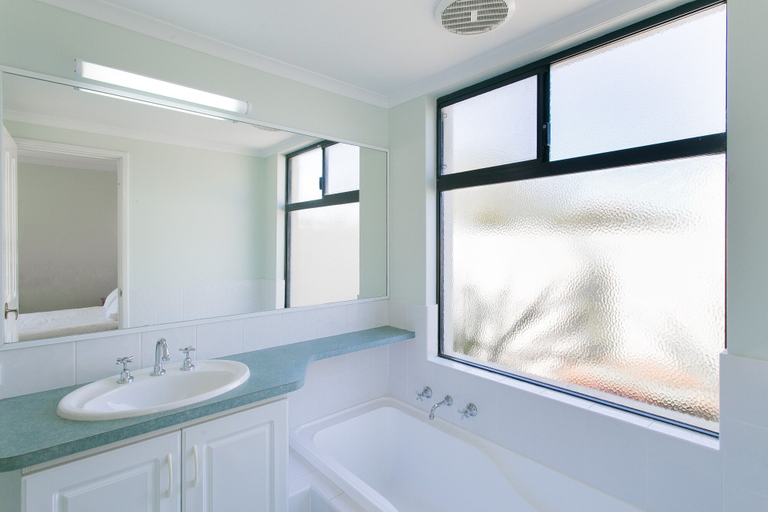 Bathroom 3, Seahaven Villas by Rockingham Apartments, Rockingham