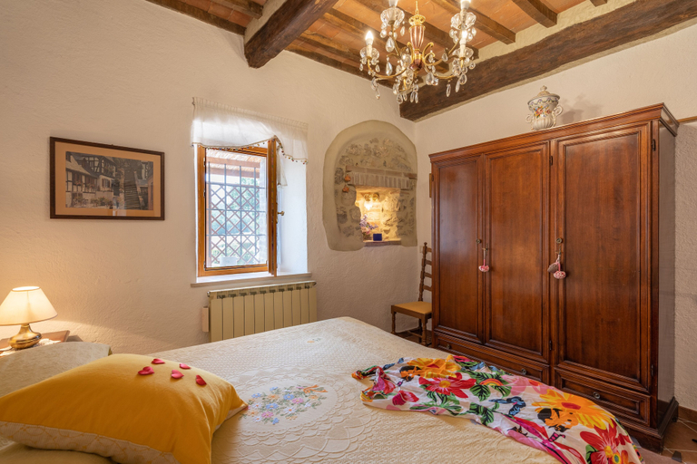 Bedroom 4, Selvatellino, Siena