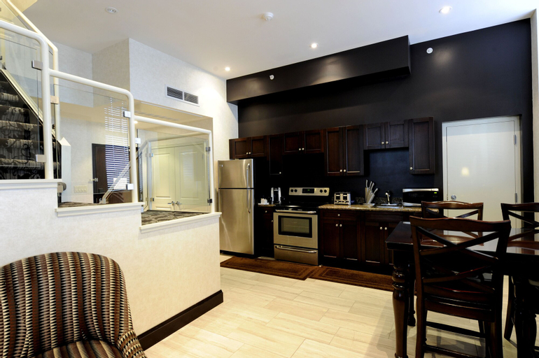 Dining Room 5