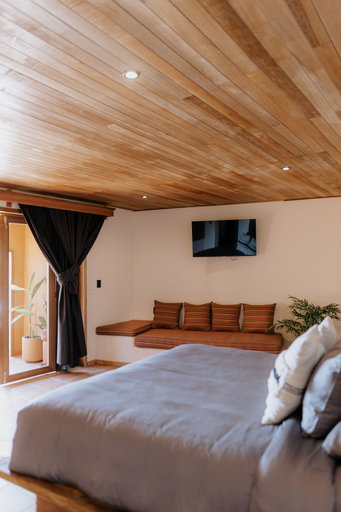 Bedroom 3, Nossa Hotel, Dist. Pochutla
