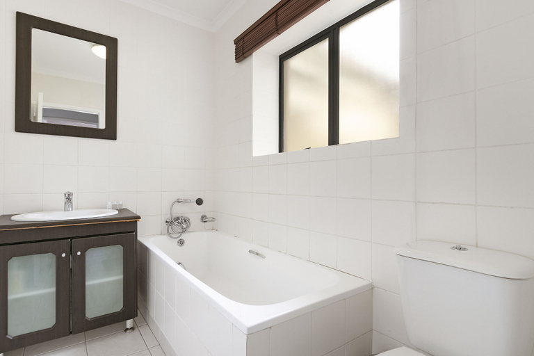Bathroom 3, Links 2146 by HostAgents, City of Cape Town