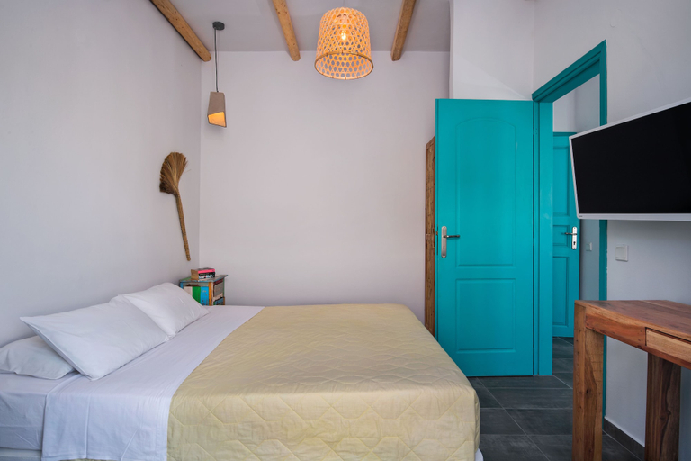 Bedroom 5, Nissia Beach Apartments and Suites, South Aegean