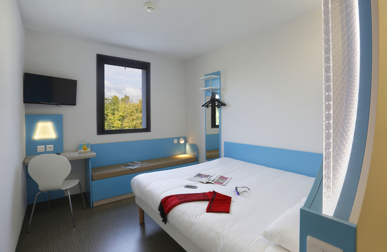 Bedroom 3, First Inn Hotel Blois, Loir-et-Cher