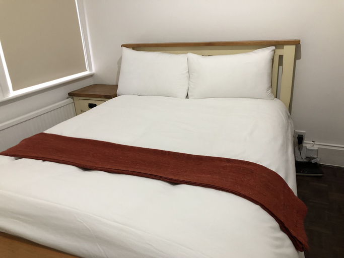 Bedroom 5, Marble Apartments Tooting Broadway, London