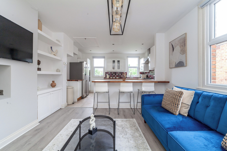 Others 5, The Harlesden Villas, London