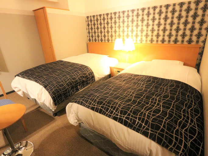 Bedroom 13