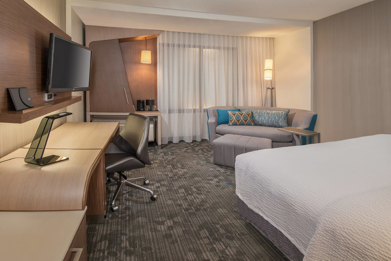 Bedroom 3, Courtyard by Marriott Prince George, Fraser-Fort George