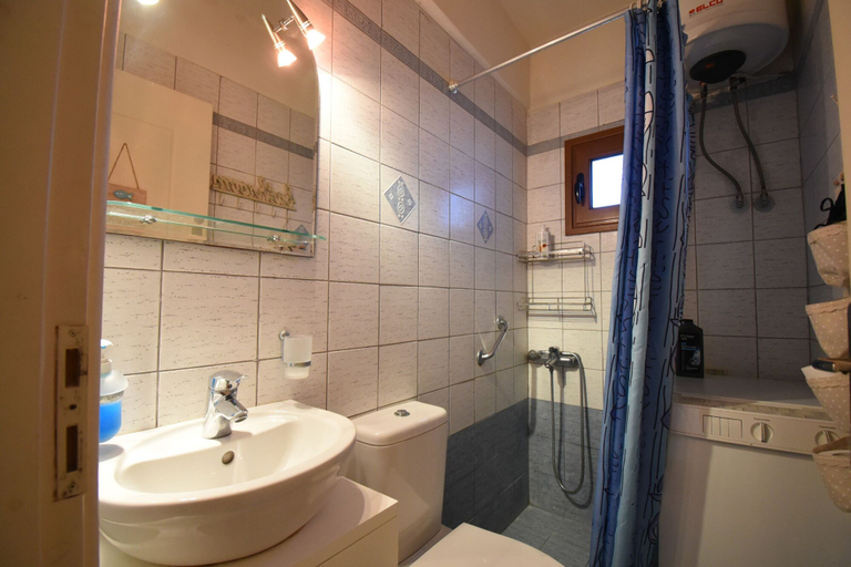 Bathroom 3, Areos Galaxy Apartments With Beach View, Attica