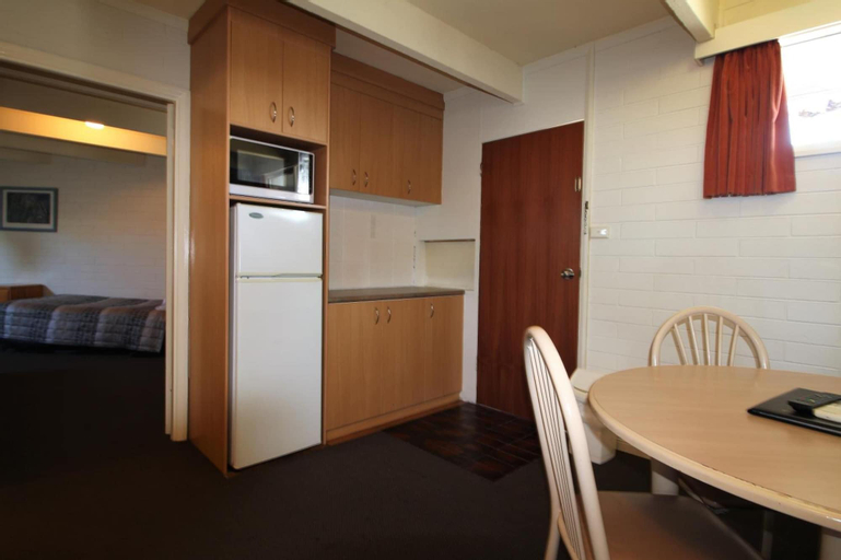 Dining Room 7