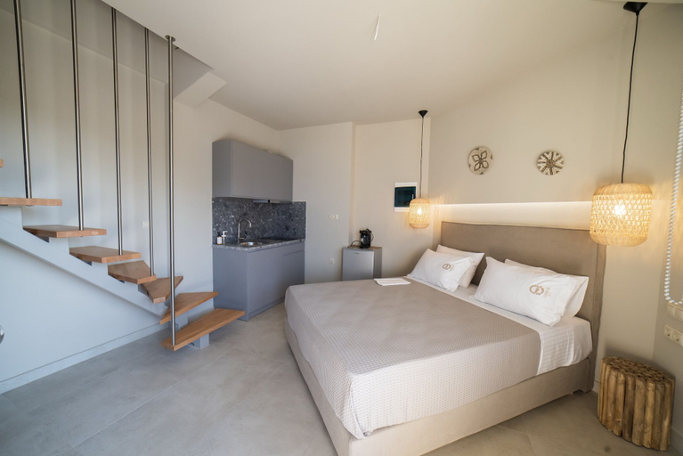 Bedroom 3, Theros Suites, Peloponnese