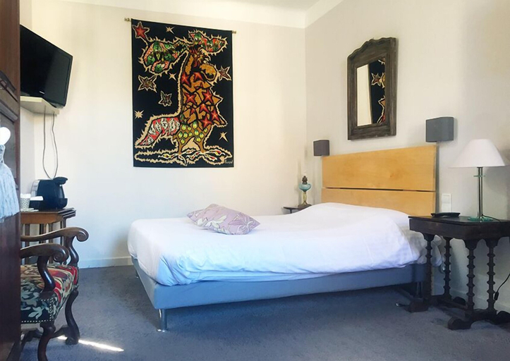 Bedroom 4, Auberge du Puits, Lot