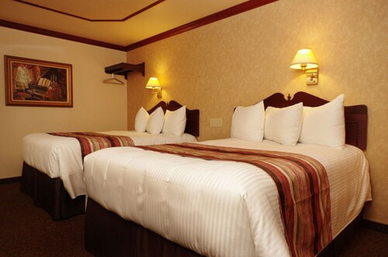 Bedroom 3, Rodeway Inn, La Côte-de-Gaspé