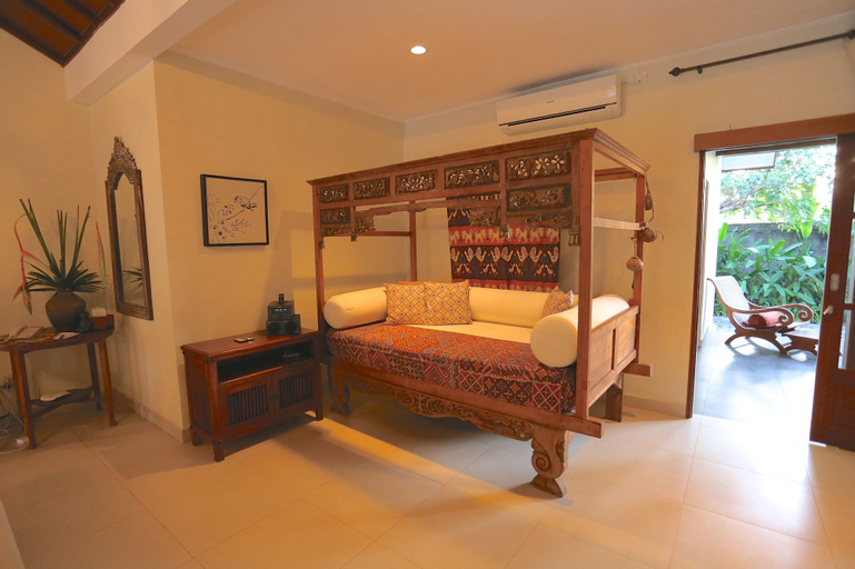 Bedroom 13