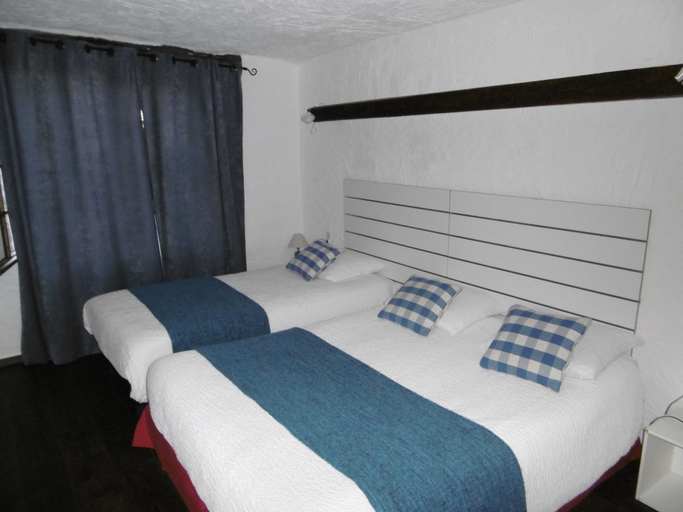 Bedroom 4, Relais Des Vieilles Postes, Isère
