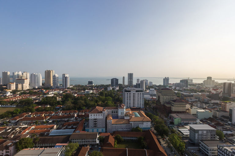Exterior & Views 2