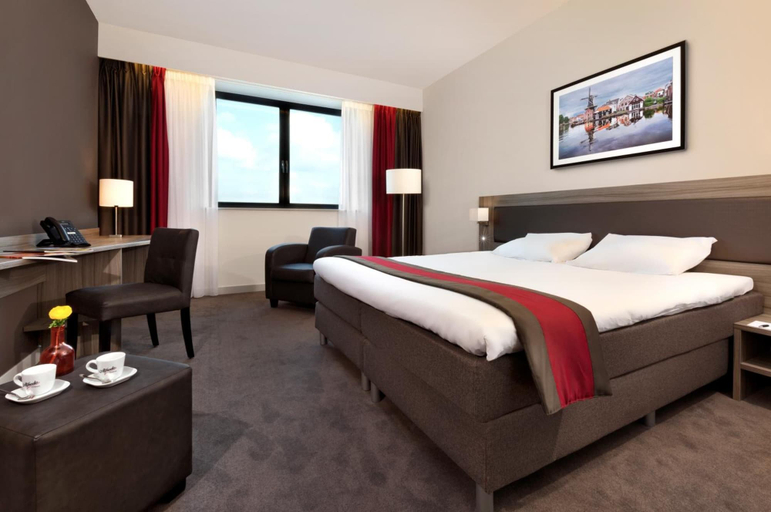 Bedroom 2, Fletcher Hotel-Restaurant Wings-Rotterdam, Rotterdam