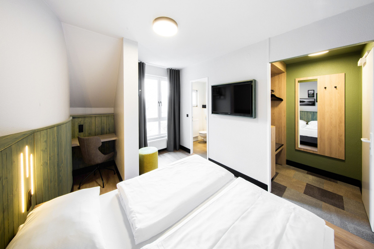 Bedroom 3, Fjord Hotel Berlin, Berlin