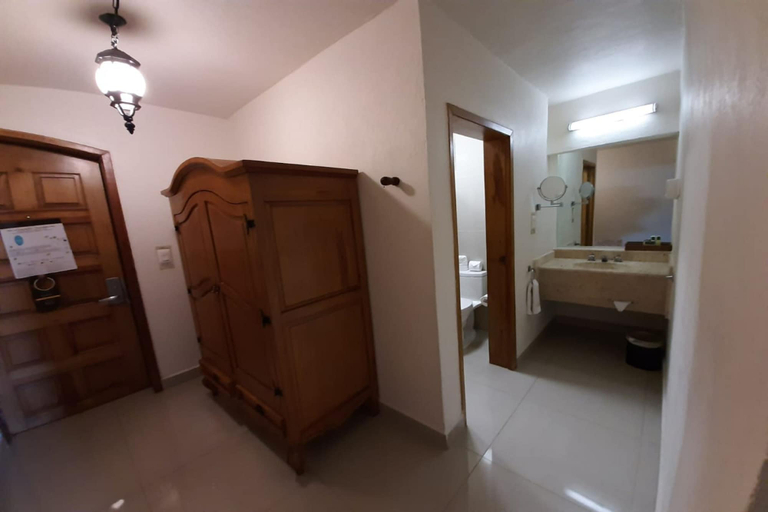 Bathroom 4, Misión Grand Juriquilla, Querétaro