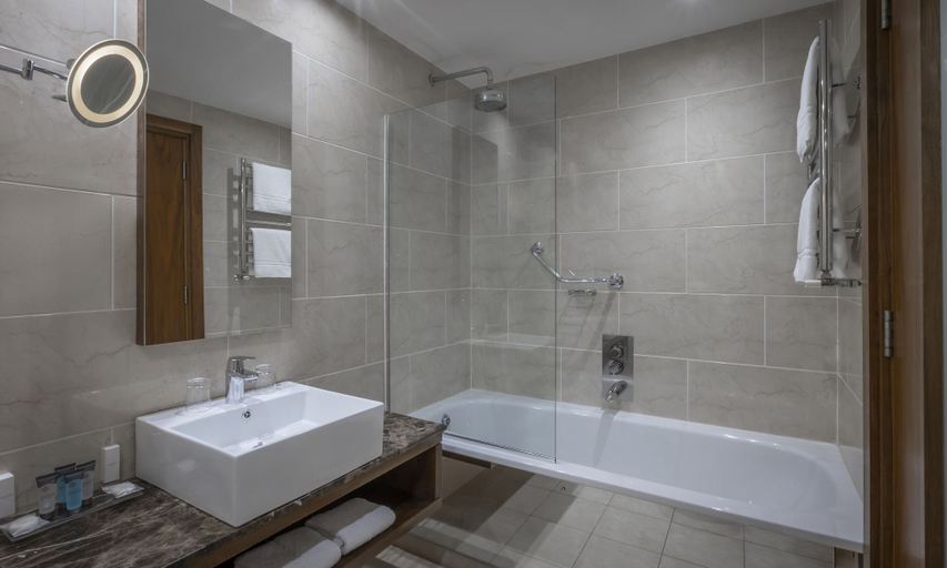 Bathroom 5, The Maritime Hotel