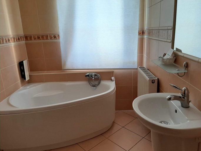 Bathroom, Hotel i Restauracja Janków, Żary