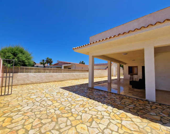 Exterior 2, Casa baciata dal mare, Trapani