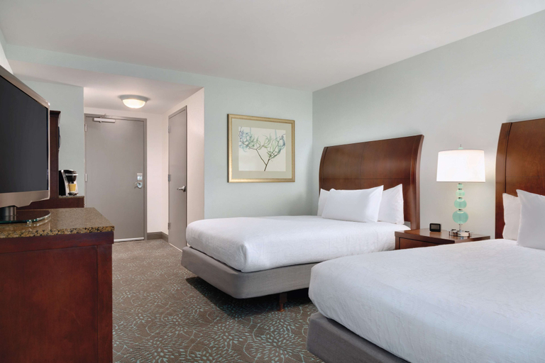 Bedroom 3, Hilton Garden Inn Worcester, Worcester