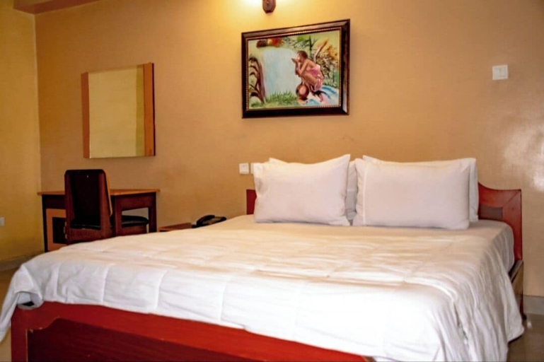 Bedroom 3, Cameo's Suites, Surulere