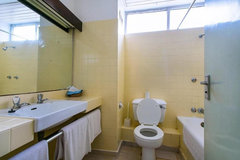 Bathroom 4, Mombasa Beach Hotel, Nyali