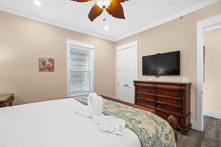 Bedroom 3, Beach House - Sweet n Salty by PHG, Bay