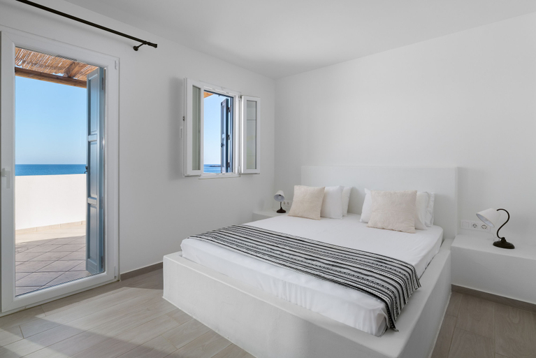 Bedroom 3, Stegna Akti, South Aegean