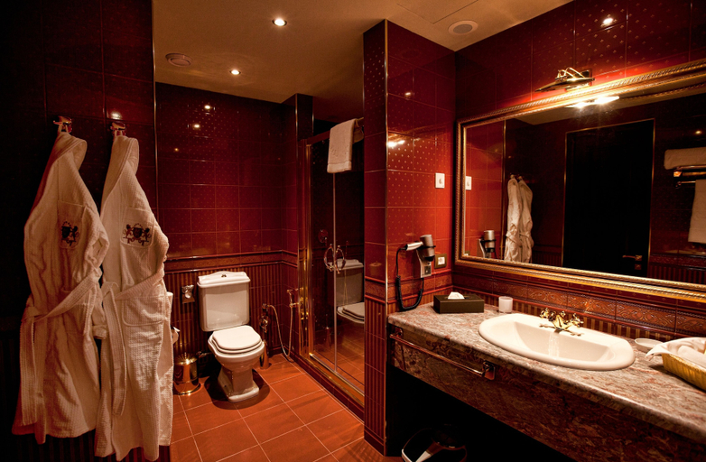 Bathroom 5, Multi Grand Pharaon Hotel