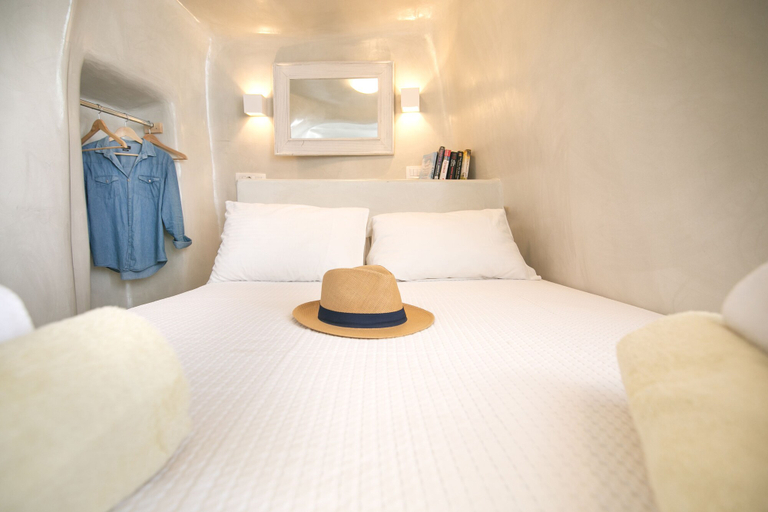 Bedroom 3, White Cave House, South Aegean